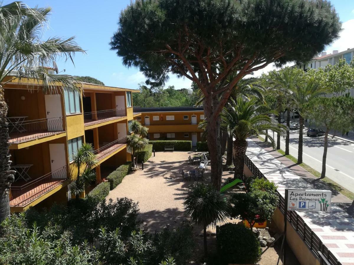 Apartamentos Les Palmeres Platja d'Aro Dış mekan fotoğraf